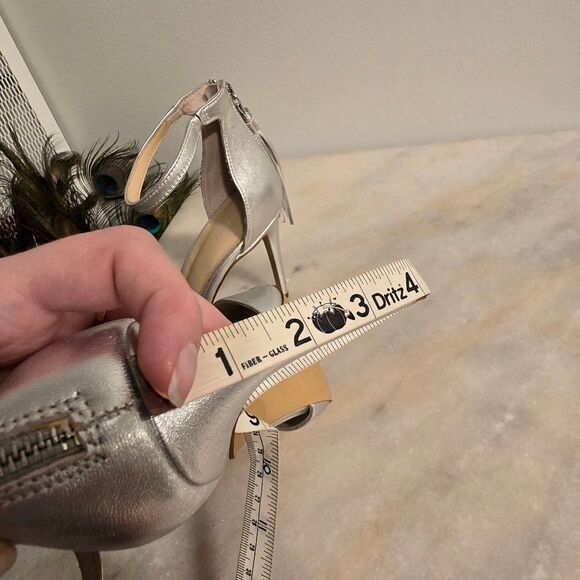 Botkier Anna Silver Leather Ankle Strap High-Heel Sandals 9.5 - Picture 6 of 13
